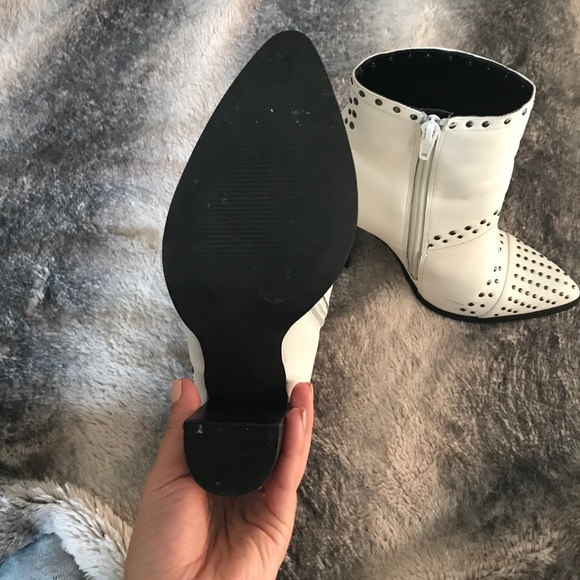 Steve Madden leather booties - Picture 3 of 4